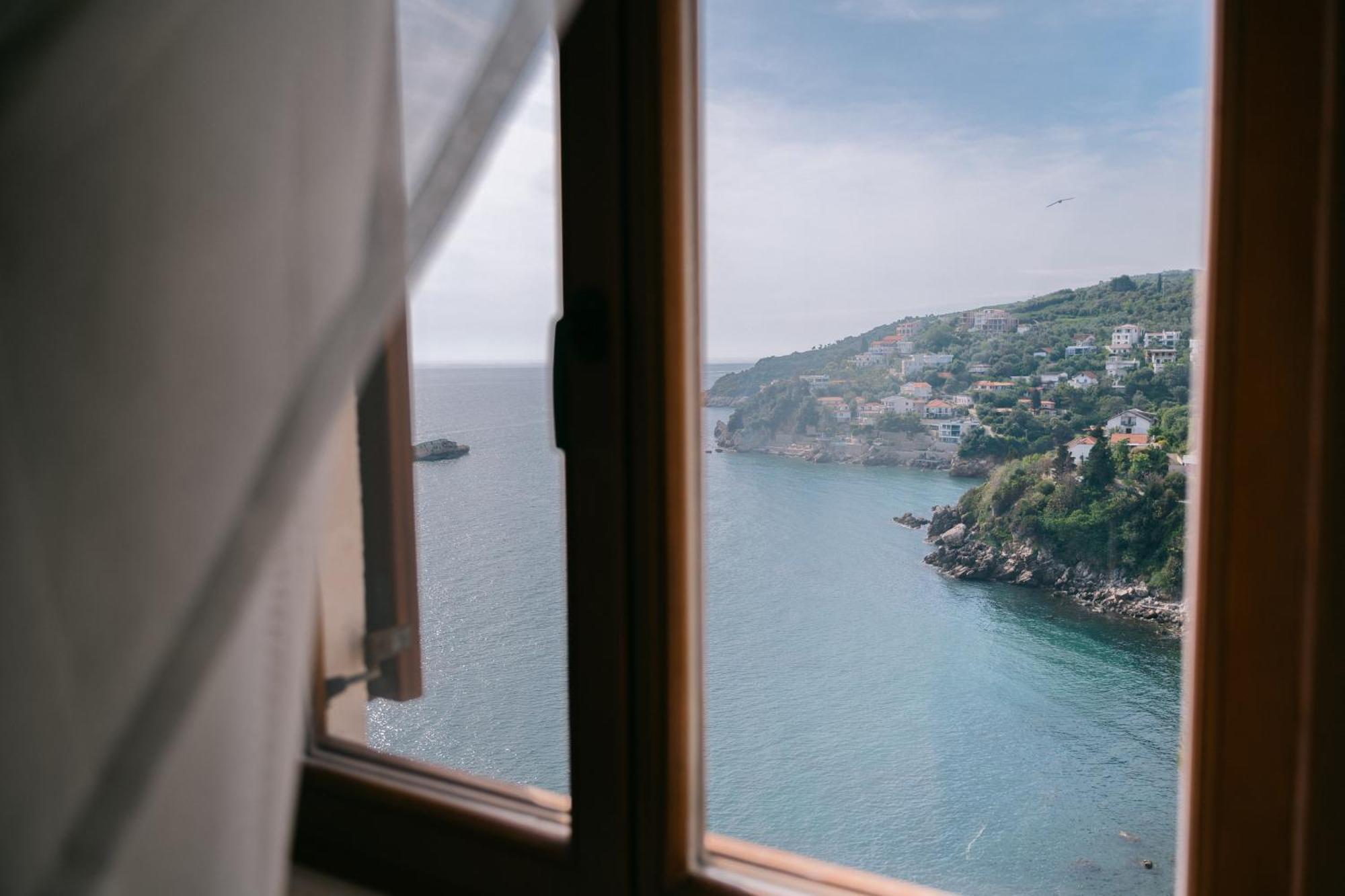Hotel Pirate Old Town Ulcinj Exterior foto