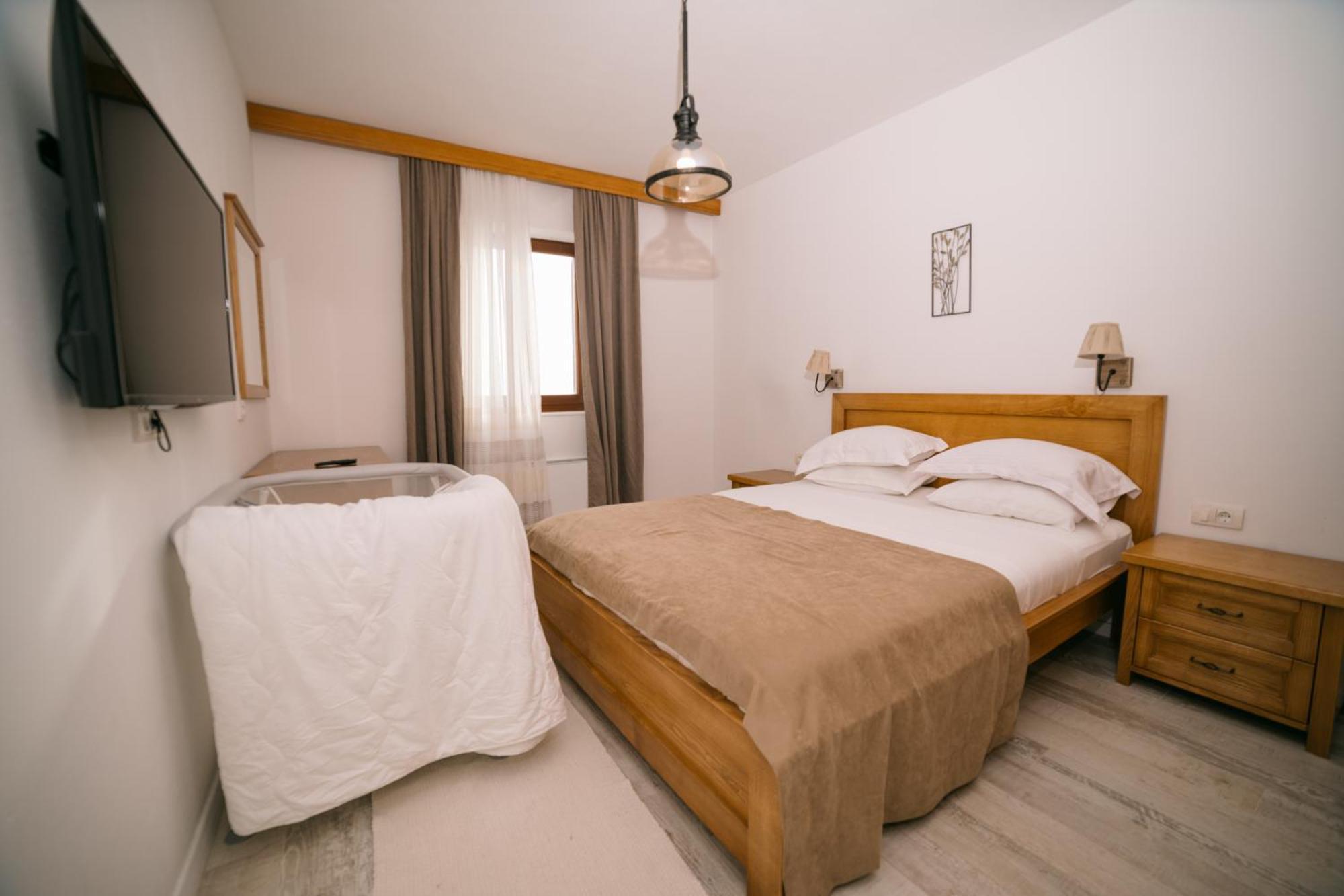 Hotel Pirate Old Town Ulcinj Exterior foto